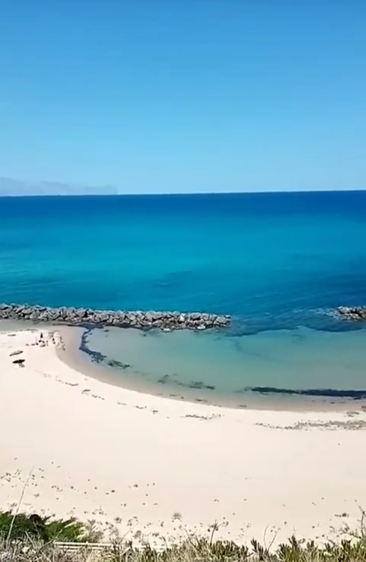 Scopri la bellezza del Lido Casello di Trappeto, la spiaggia di riferimento di Villa Nunziatella - Immagine 6